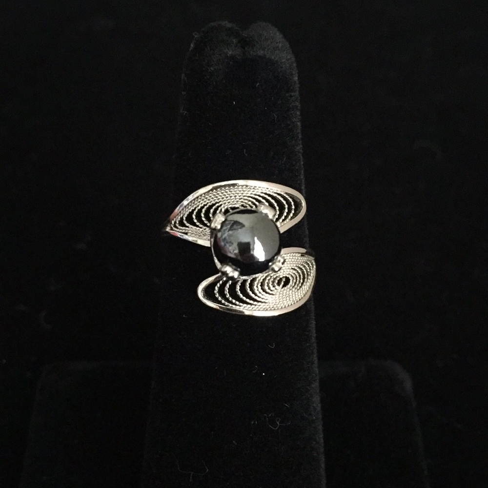 Sterling Silver Hematite Pearl Wrap Ring